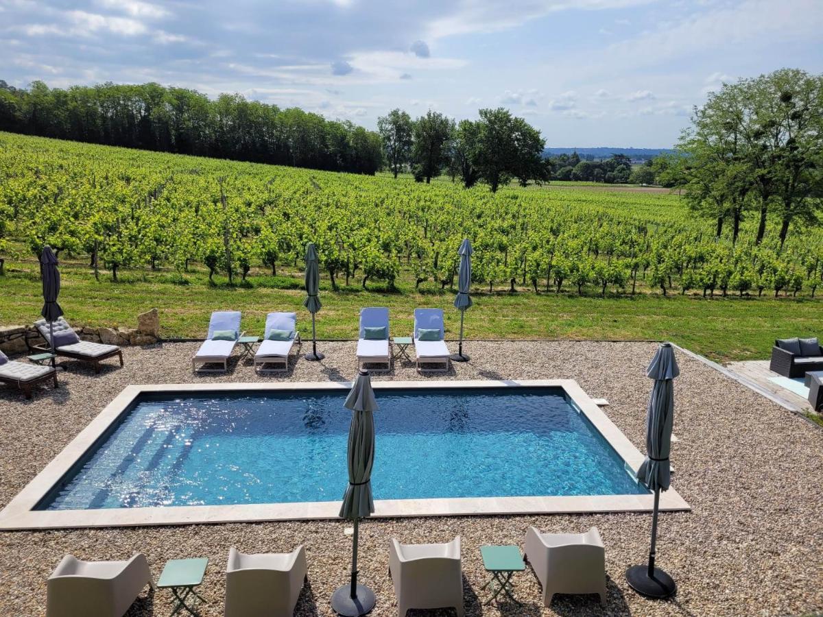 Bed and breakfast A L'OMBRE DE LA TREILLE -Proche Saint-Emilion Extérieur photo